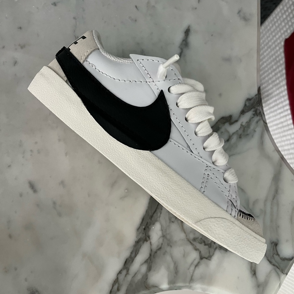 Nike Blazer Low '77 Jumbo sneakers - Picture 6 of 12